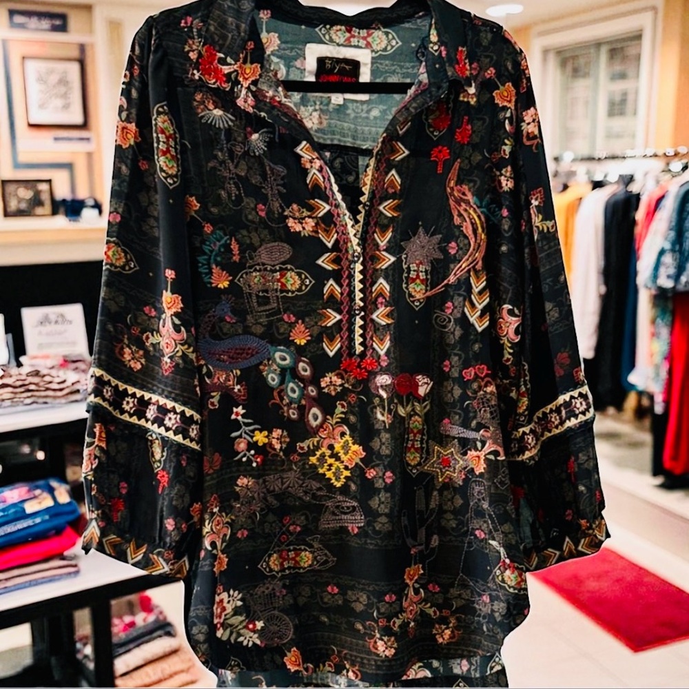 Biya JohnnyWas ~ Black Floral Embroidered Blouse 100%Silk. - Picture 6 of 7